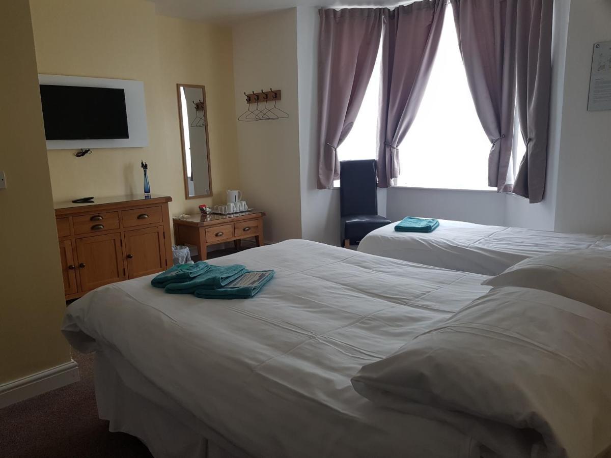 The Beacon Hotel Redcar Room photo